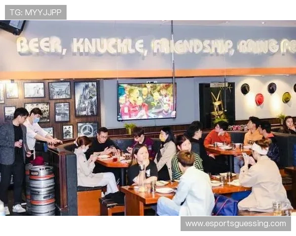 德甲俱乐部推出本地美食摊，融合足球与饮食